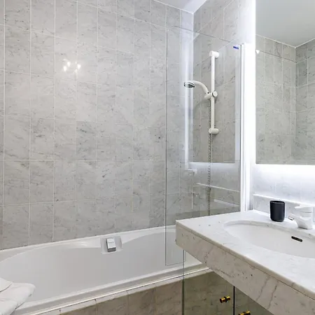 Apartment Le Victoria, Elegant T2 Au Bord Des Plages, Piscine, Sauna