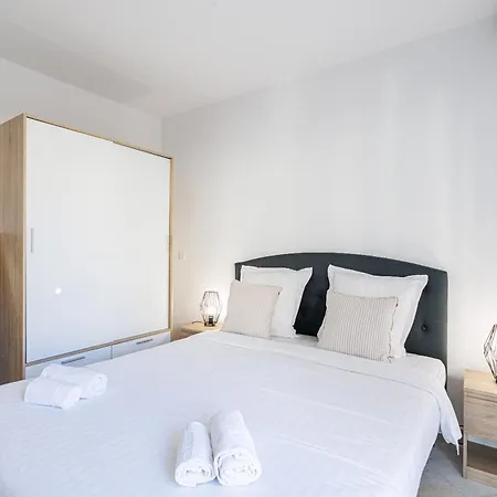 Apartment Le Victoria, Elegant T2 Au Bord Des Plages, Piscine, Sauna Menton